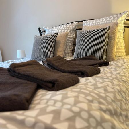 Parking Prive Gratuit, Balcon, 2 Chambres Clermont-Ferrand Ngoại thất bức ảnh