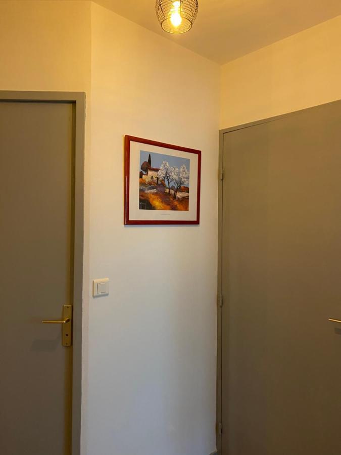 Parking Prive Gratuit, Balcon, 2 Chambres Clermont-Ferrand Ngoại thất bức ảnh
